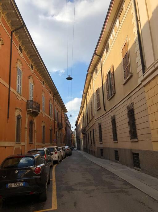 Loft Teatro Politeama - intero appartamento in centro storico con vista Cremona Esterno foto