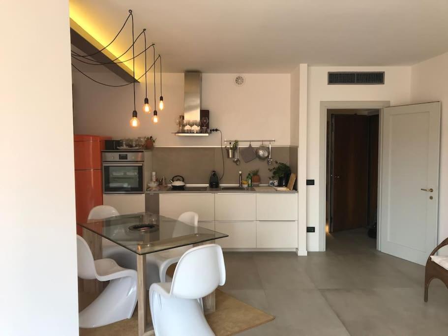 Loft Teatro Politeama - intero appartamento in centro storico con vista Cremona Esterno foto