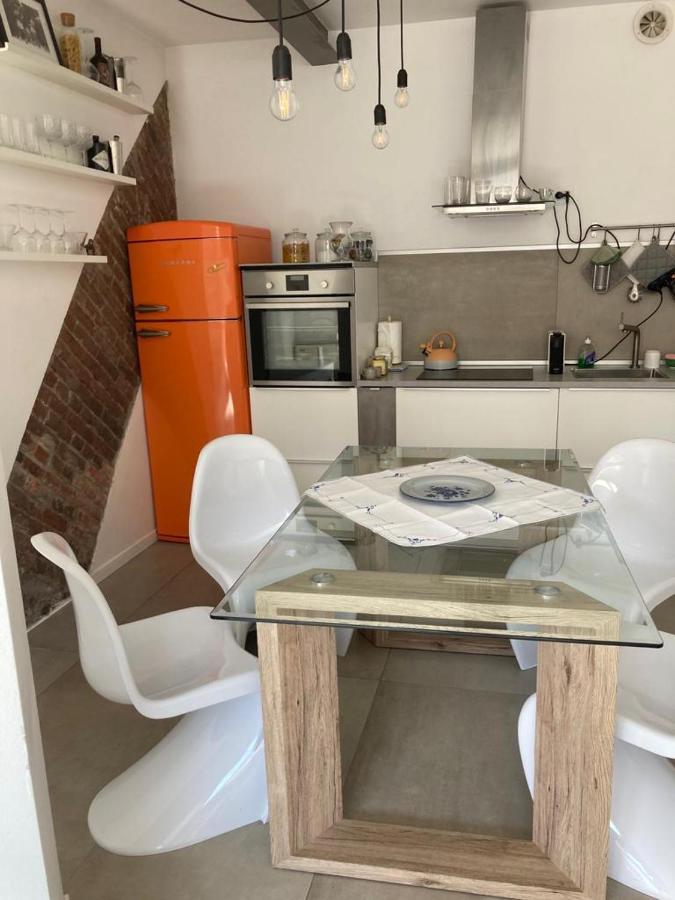 Loft Teatro Politeama - intero appartamento in centro storico con vista Cremona Esterno foto